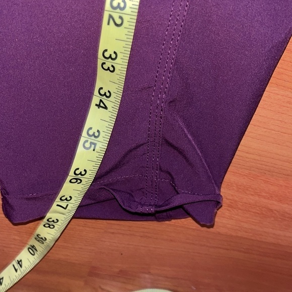 Old Navy women’s plum colored joggers Size XL - Picture 9 of 11